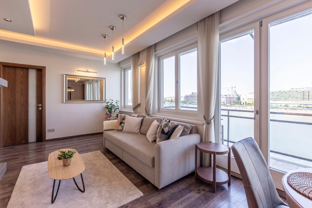 Luxury Residence With A Beautiful View For The Danube River Budapest Exterior photo