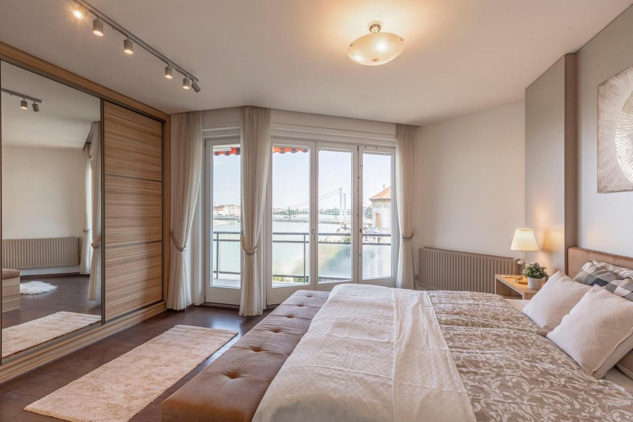 Luxury Residence With A Beautiful View For The Danube River Budapest Exterior photo